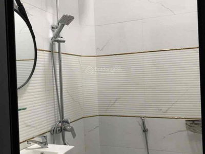 Lac Long Quan Street, Vietnam Lac Long Quan Street, Vietnam