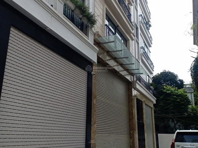 Lac Long Quan Street, Vietnam Lac Long Quan Street, Vietnam