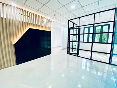 Bach Ma Street, Vietnam Bach Ma Street, Vietnam