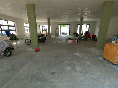 Luy Ban Bich Street, Vietnam Luy Ban Bich Street, Vietnam