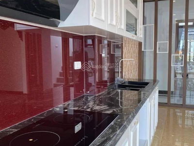 Trung Kinh Street, Vietnam Trung Kinh Street, Vietnam