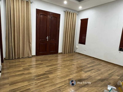 Hao Nam Street, Vietnam Hao Nam Street, Vietnam