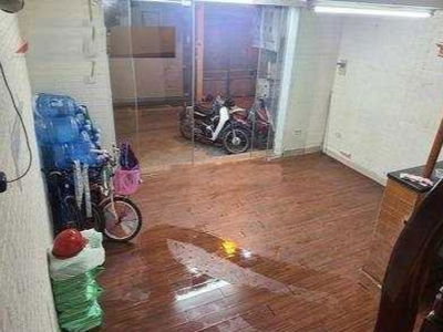 Bach Mai Street, Vietnam  Bach Mai Street, Vietnam