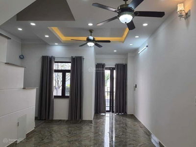 Sim City, Vietnam  Sim City, Vietnam