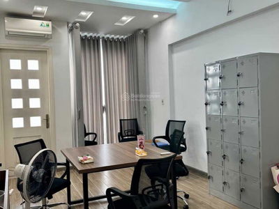 Pho Tram Street, Vietnam Pho Tram Street, Vietnam