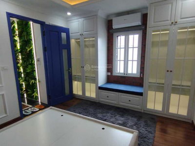 Bat Khoi Street, Vietnam Bat Khoi Street, Vietnam