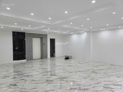 Huynh Thuc Khang Street, Vietnam Huynh Thuc Khang Street, Vietnam