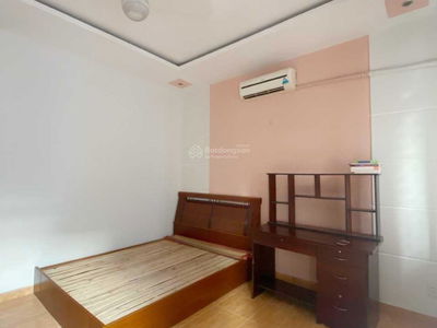 Tran Thai Tong Street, Vietnam Tran Thai Tong Street, Vietnam