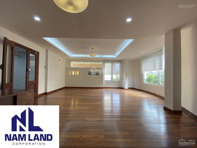 Tran Nao Street, Vietnam  Tran Nao Street, Vietnam