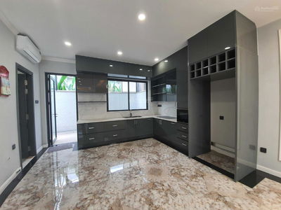 Lavila Kien A - Nha Be, Vietnam  Lavila Kien A - Nha Be, Vietnam