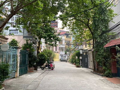 Ngoc Khanh Street, Vietnam Ngoc Khanh Street, Vietnam