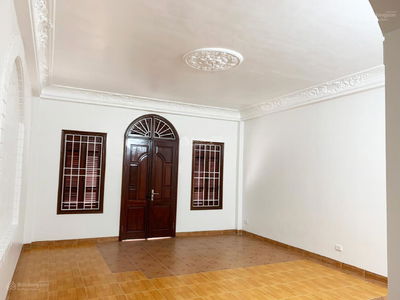 Giang Van Minh Street, Vietnam Giang Van Minh Street, Vietnam