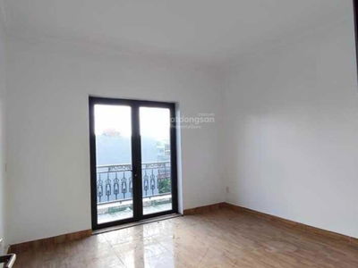 Van Cao Street, Vietnam Van Cao Street, Vietnam