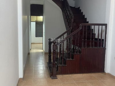 Nguyen Son Street, Vietnam Nguyen Son Street, Vietnam