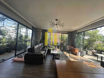 Tran Nao Street, Vietnam  Tran Nao Street, Vietnam