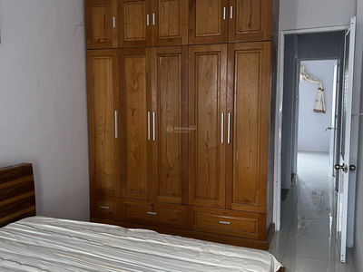 Le Van Luong Street, Vietnam Le Van Luong Street, Vietnam