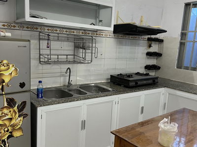 Le Van Luong Street, Vietnam  Le Van Luong Street, Vietnam