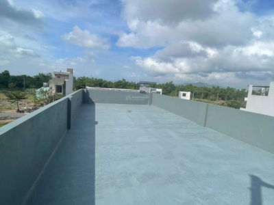 Bald Street 11, Vietnam Bald Street 11, Vietnam