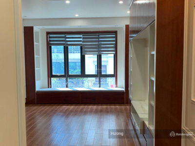 Dang Tien Dong Street, Vietnam Dang Tien Dong Street, Vietnam