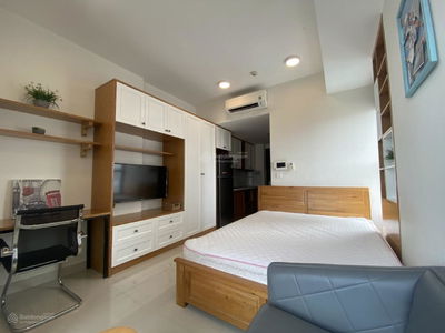 River Gate, Vietnam River Gate, Vietnam