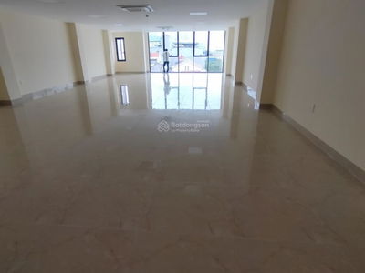 Cau Dien Street, Vietnam Cau Dien Street, Vietnam