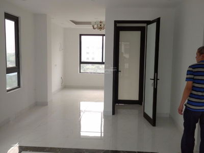 Hoang Quoc Viet Street, Vietnam Hoang Quoc Viet Street, Vietnam