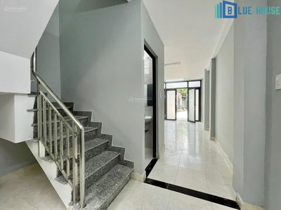 Nguyen Van Sang Street, Vietnam Nguyen Van Sang Street, Vietnam