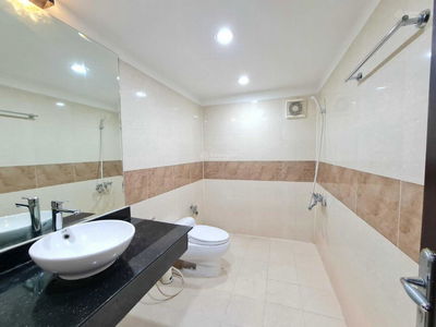 Quoc Huong Street, Vietnam Quoc Huong Street, Vietnam