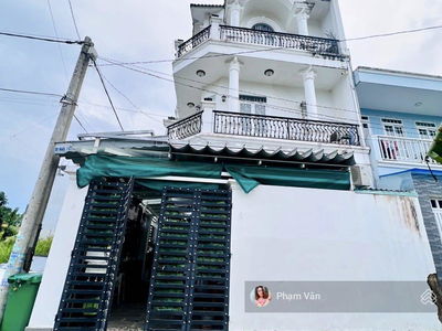 Truong Luu Street, Vietnam  Truong Luu Street, Vietnam