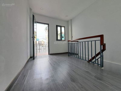 Lam Van Ben Street, Vietnam Lam Van Ben Street, Vietnam