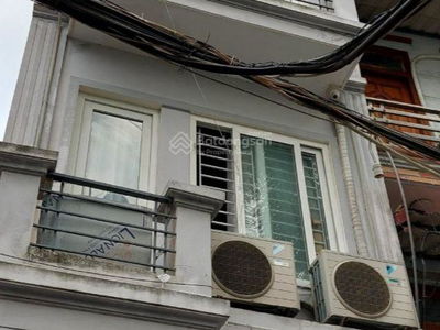 Long Bien Ward, Vietnam  Long Bien Ward, Vietnam