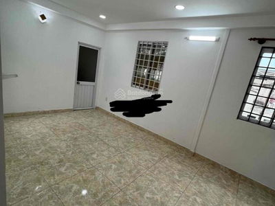 Nguyen Chi Thanh Street, Vietnam Nguyen Chi Thanh Street, Vietnam