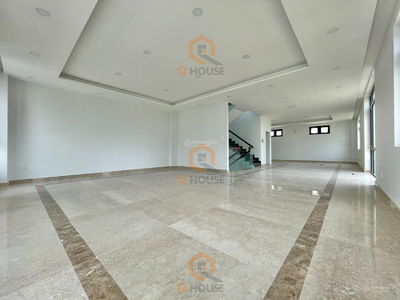 Street 24, Vietnam  Street 24, Vietnam