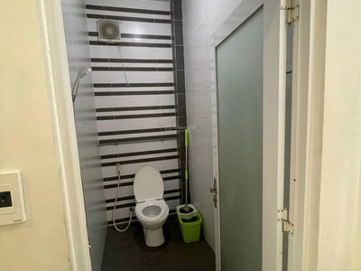 Quang Trung Street, Vietnam Quang Trung Street, Vietnam