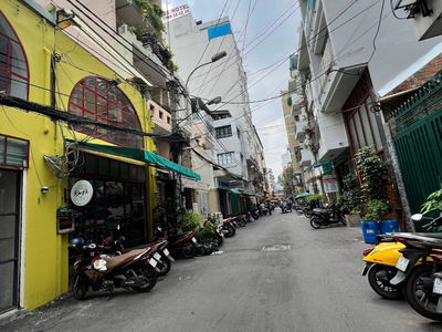 Le Thi Hong Gam Street, Vietnam Le Thi Hong Gam Street, Vietnam