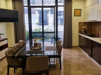 Ham Nghi Street, Vietnam Ham Nghi Street, Vietnam