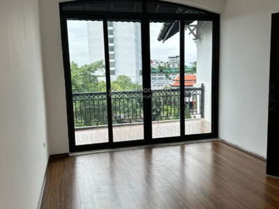 No. 28, Vietnam No. 28, Vietnam