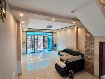 Pham Huu Lau Street, Vietnam  Pham Huu Lau Street, Vietnam