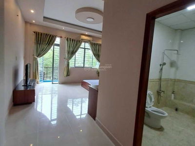 Pham Huu Lau Street, Vietnam  Pham Huu Lau Street, Vietnam