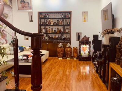 No. 1, Vietnam No. 1, Vietnam