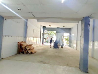 Pham Hung Street, Vietnam Pham Hung Street, Vietnam