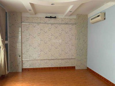 Le Van Luong Street, Vietnam  Le Van Luong Street, Vietnam