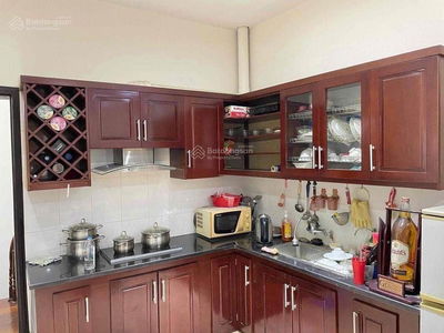 Nguyen Chi Thanh Street, Vietnam Nguyen Chi Thanh Street, Vietnam