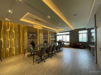 Him Lam Kenh Te, Vietnam Him Lam Kenh Te, Vietnam