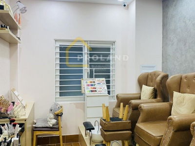 Dang Van Ngu Street, Vietnam Dang Van Ngu Street, Vietnam