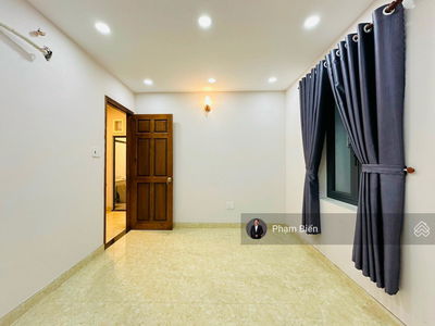 Nguyen Thai Son Street, Vietnam Nguyen Thai Son Street, Vietnam