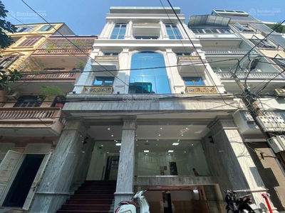 Trung Kinh Street, Vietnam Trung Kinh Street, Vietnam