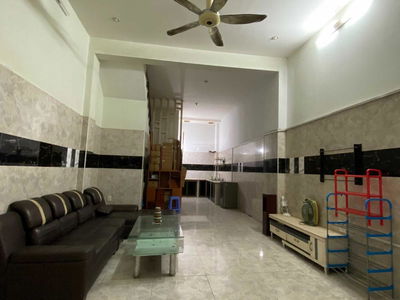 Chu Van An Street, Vietnam Chu Van An Street, Vietnam