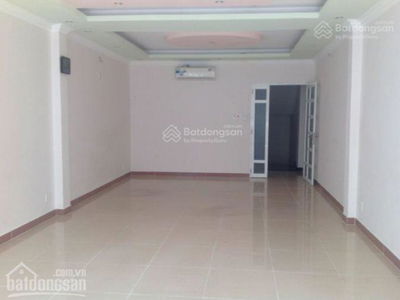 Xuan Dinh Street, Vietnam  Xuan Dinh Street, Vietnam