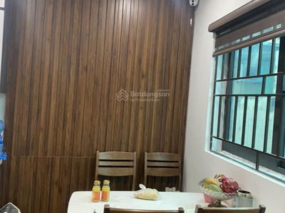 Ngoc Thuy Street, Vietnam  Ngoc Thuy Street, Vietnam